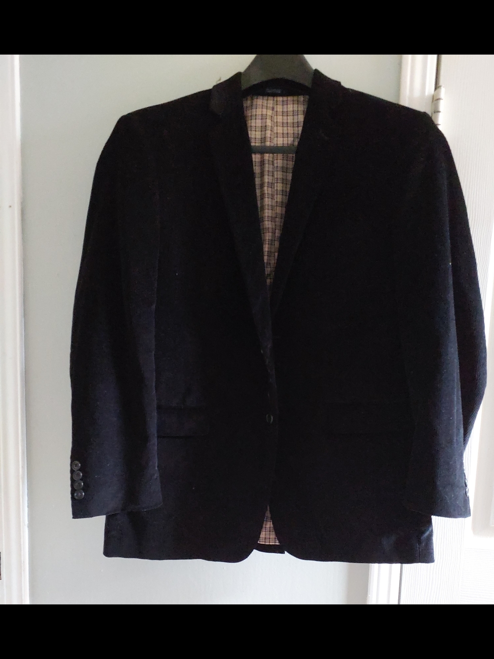 Men's Saddlebred Black Corduroy Blazer With Plaid Lining. 42R